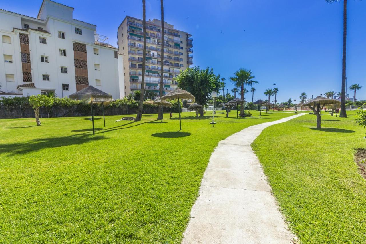 Studio Design By The Beach Benalmadena Exterior photo